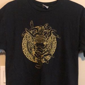 Crooks & castles medium T-shirt